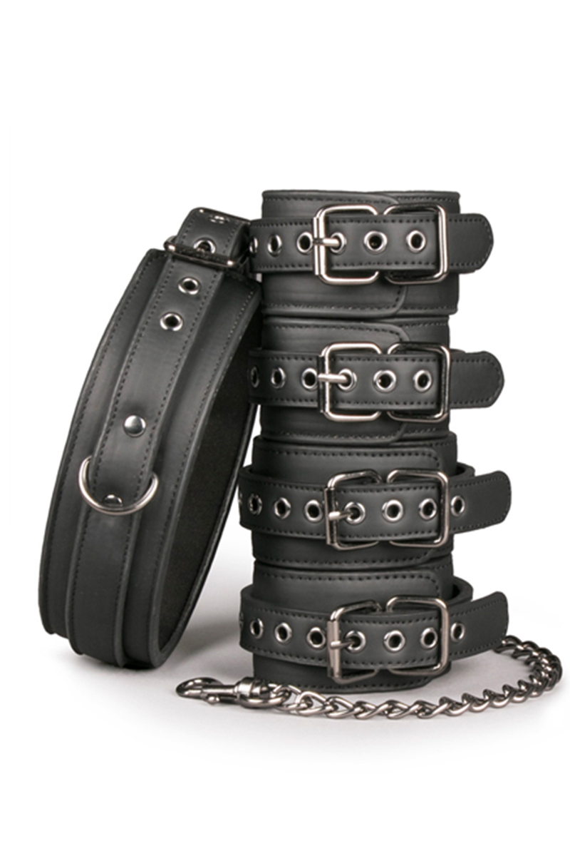 EasyToys Fetish Set with Collar Ankle and Wrist Restraints